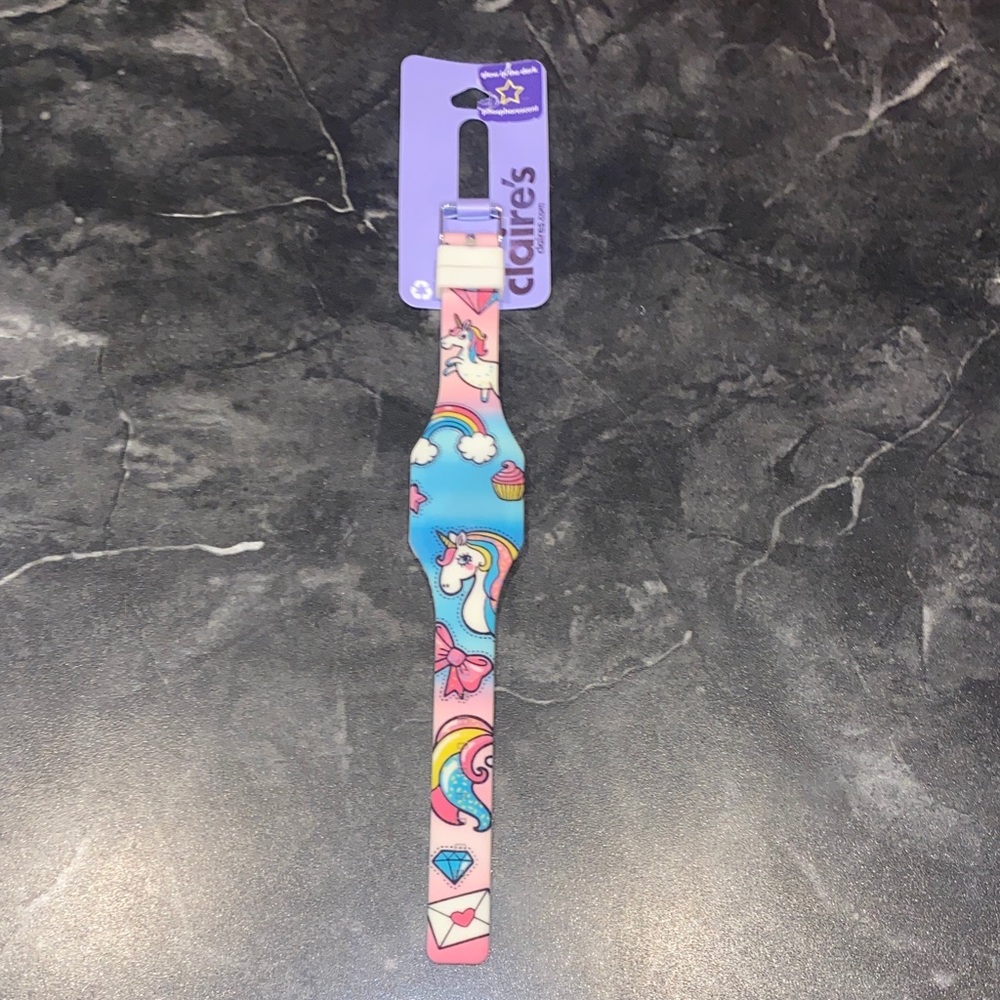 Claire’s Glow In The Dark Unicorn Watch